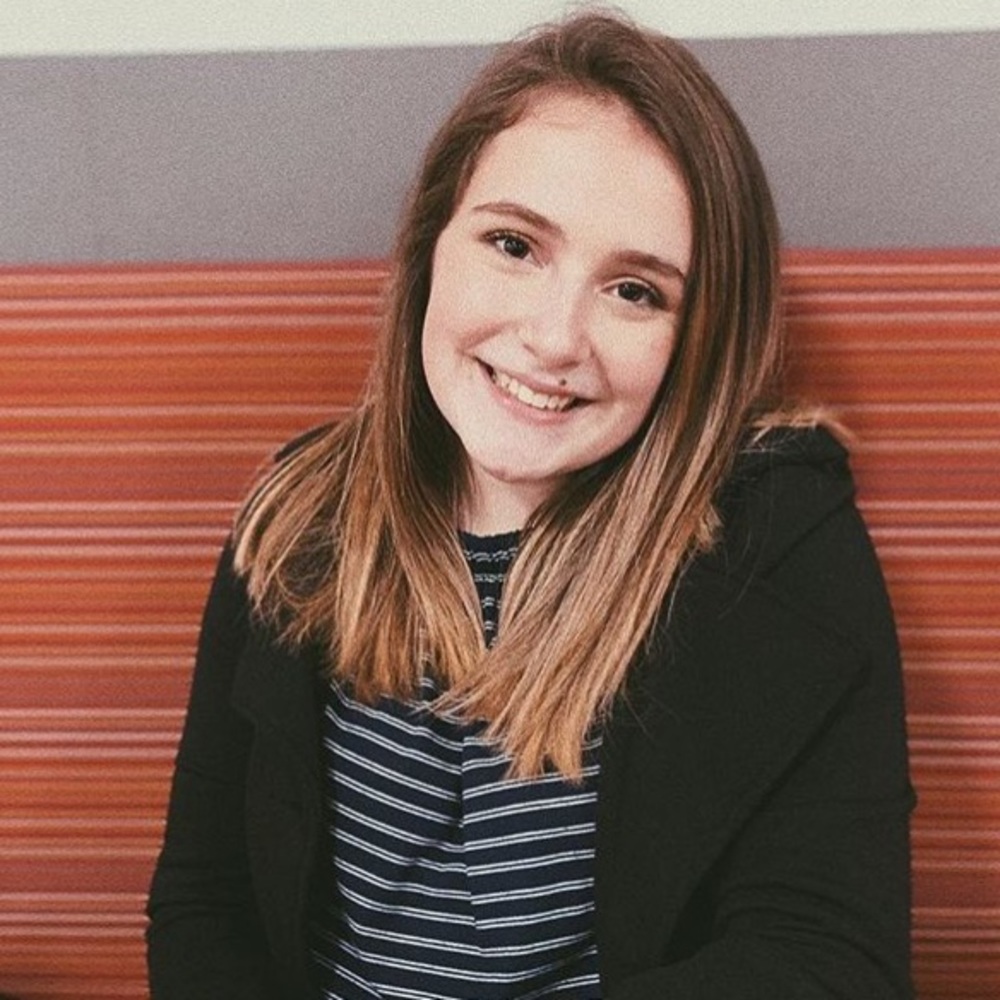 Meet your Posher, Jolie